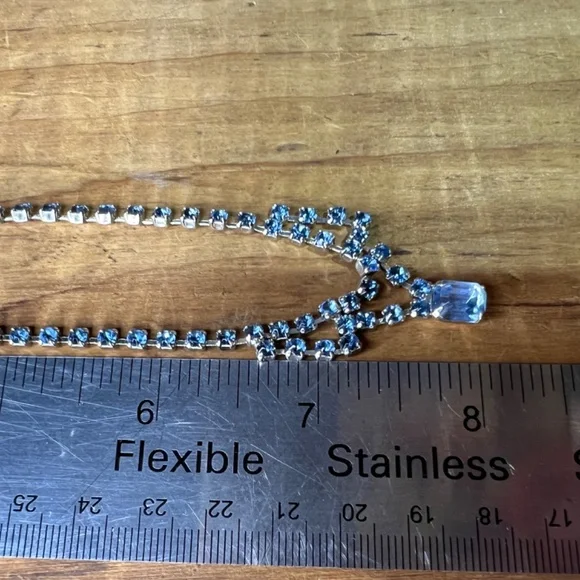 Vintage Blue Rhinestone Petite Silvertone Necklace - Picture 3 of 3